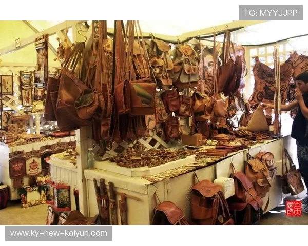 古巴拳师步伐艺术再度展现 古巴拳师步伐艺术再度展现